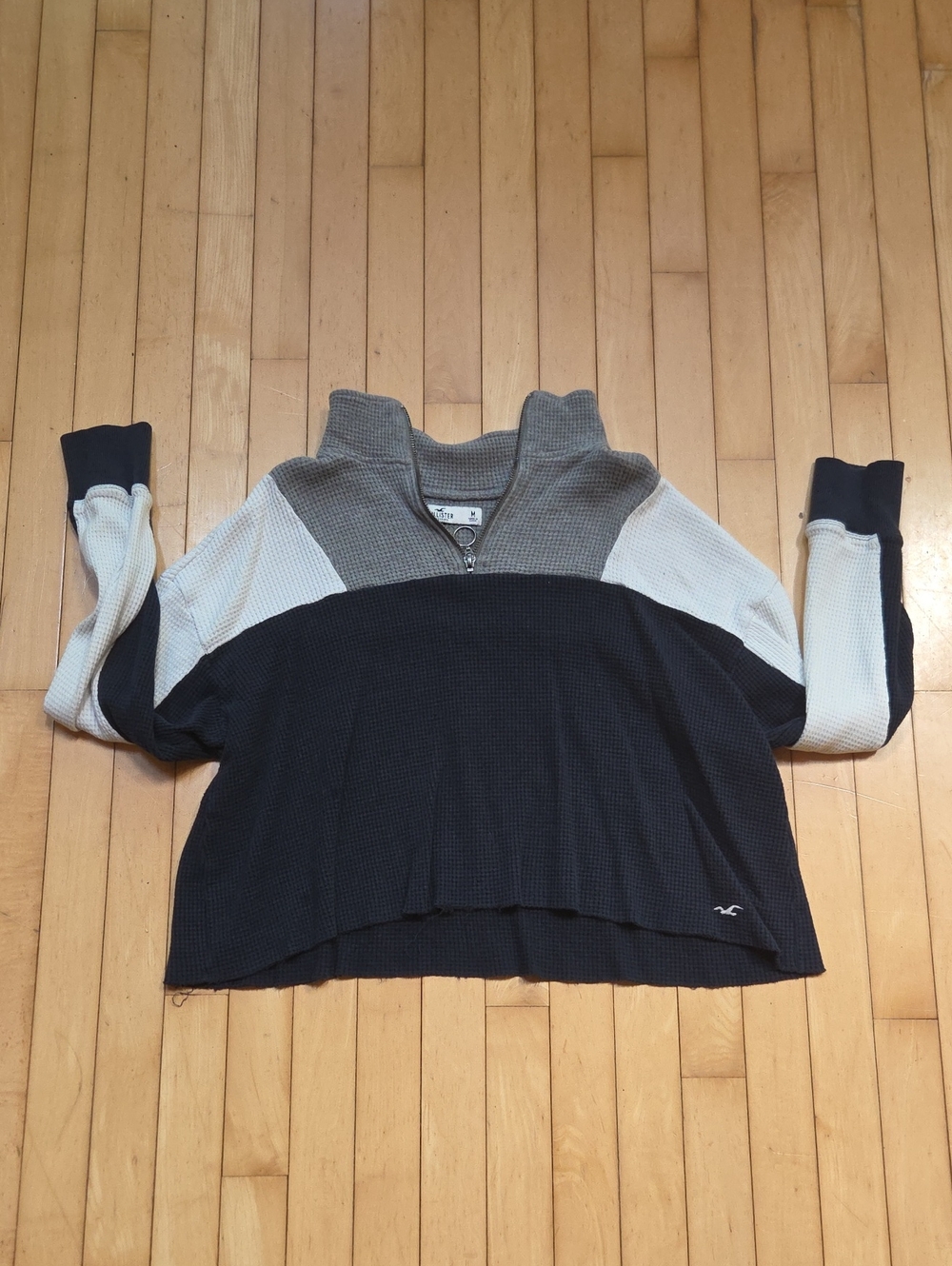 Hollister Colorblock Waffle-Knit Pullover Sweater - Black/Grey/White